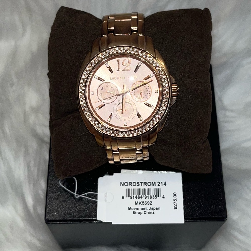 MICHAEL KORS ROSE GOLD WATCH - Picture 3 of 7
